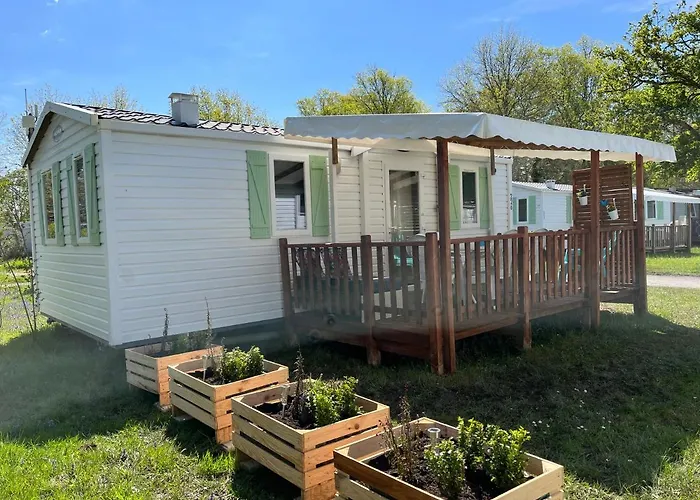Mobil-home climatisé avec piscine